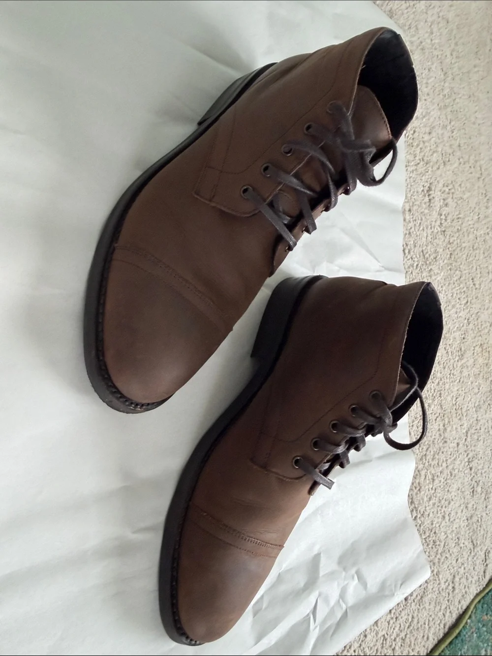 Men’s Leather Lace-Up Boots in Tobacco Rugged and Resilient leather-NWOT